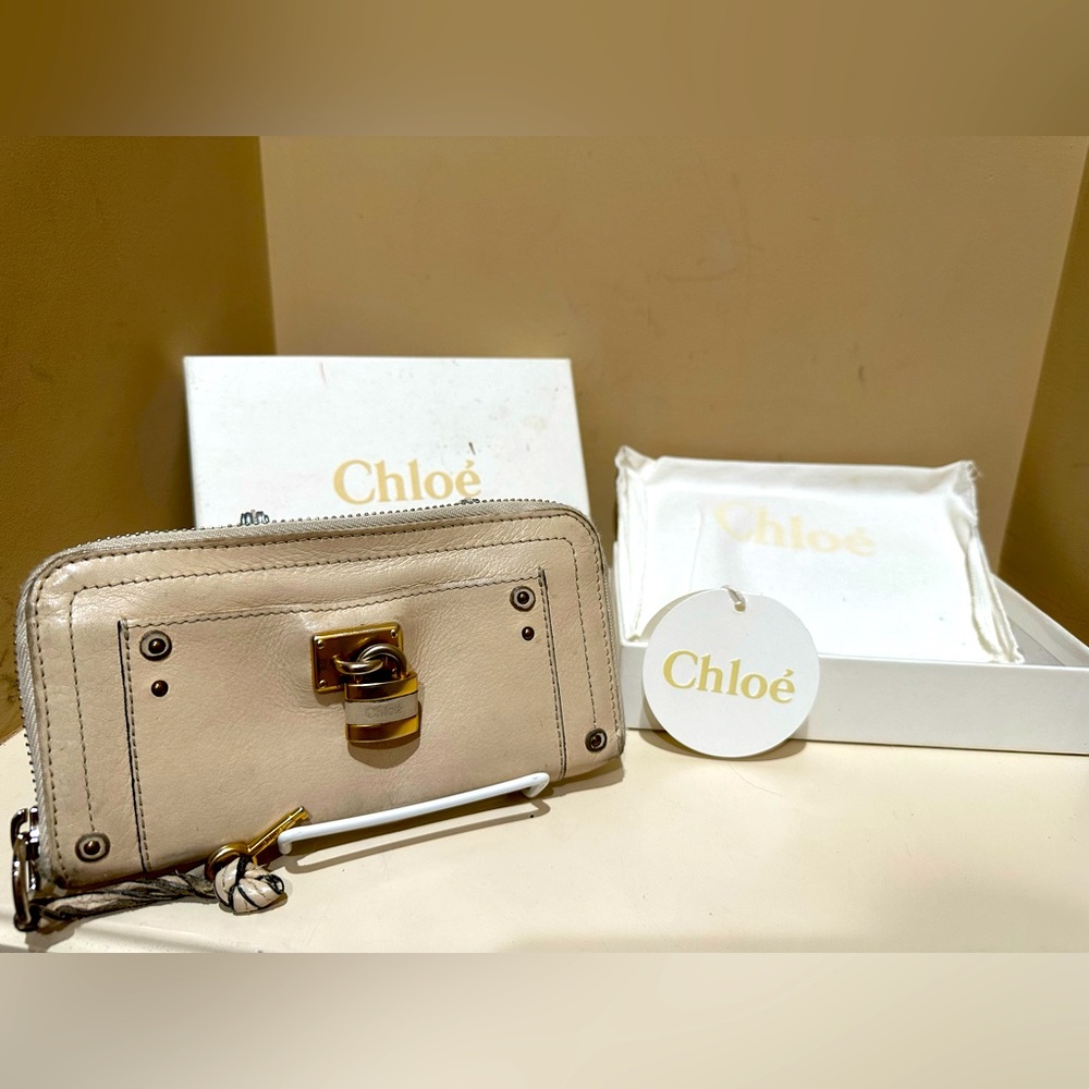 Chloe Paddington Ivory Leather and Lambskin Long Zip Wallet w/Box and Dustbag